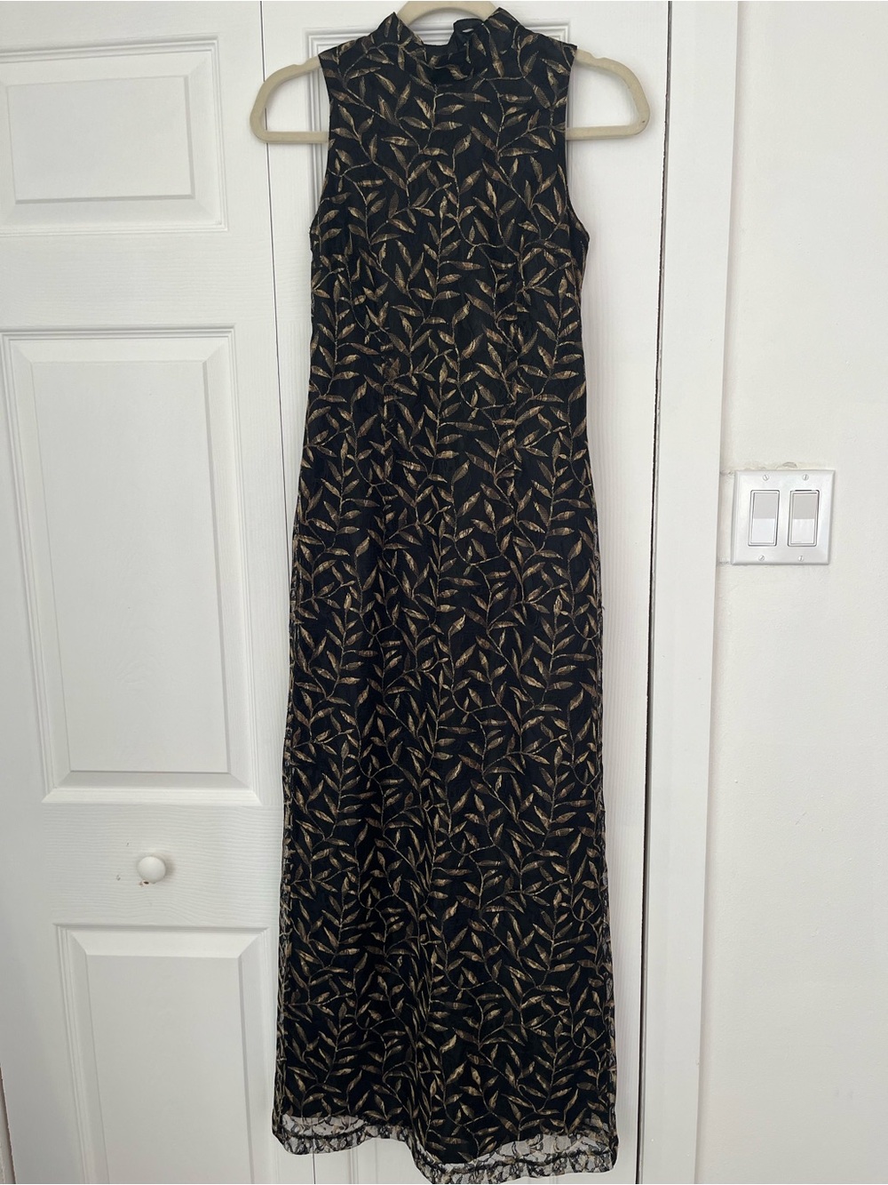 Sleeveless Black & Gold Leaf Maxi Dress Vintage